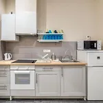 Apartman Downtown Delight - Erzsebet Blvd - 13 Ppl Budapest